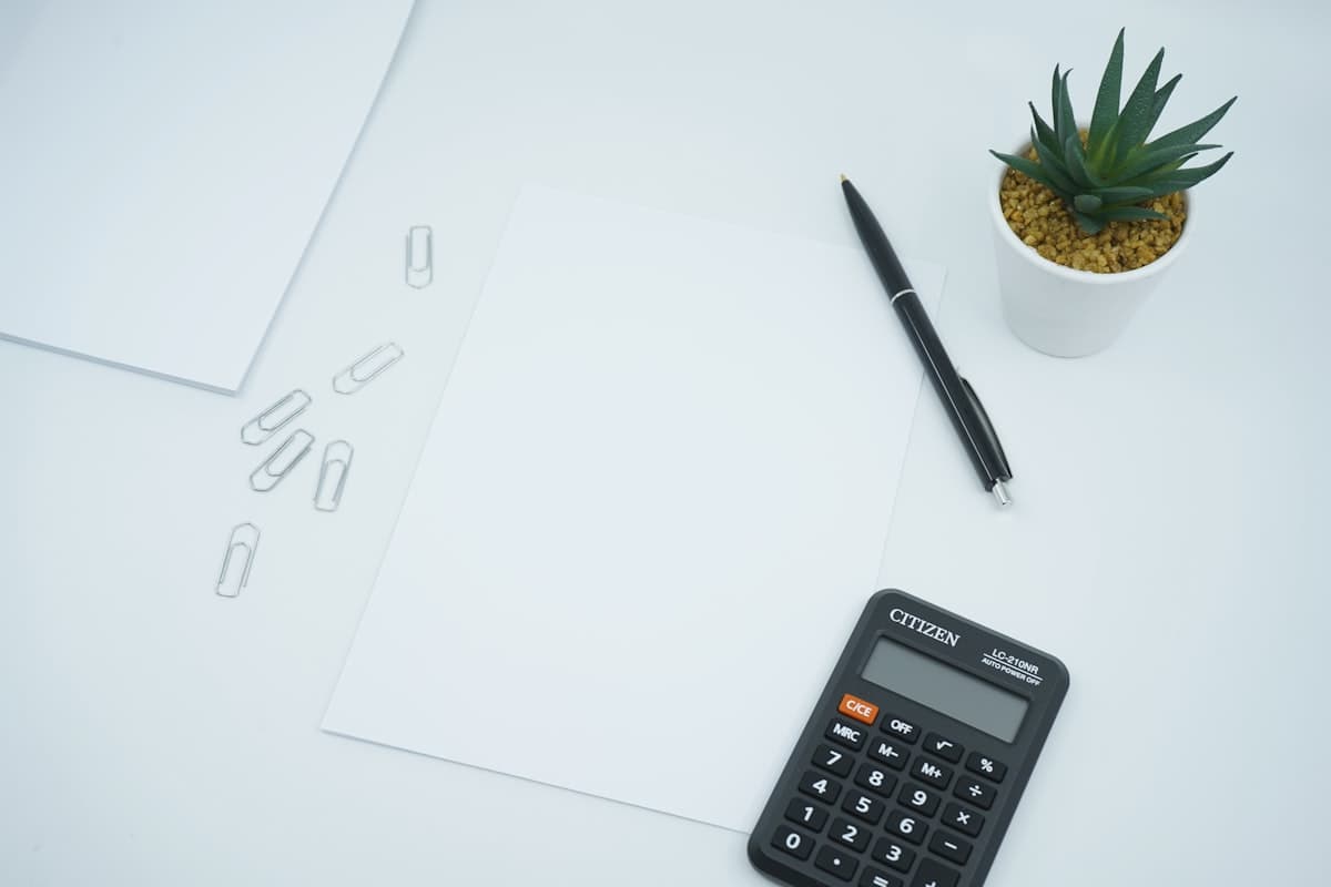 How to Escape the SaaS Subscription Trap for Solopreneurs — illustration